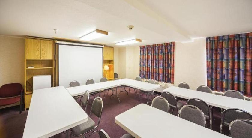 Hotel Markle In I-69 Luaran gambar