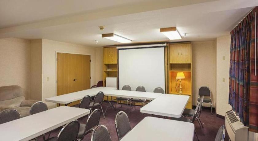 Hotel Markle In I-69 Luaran gambar